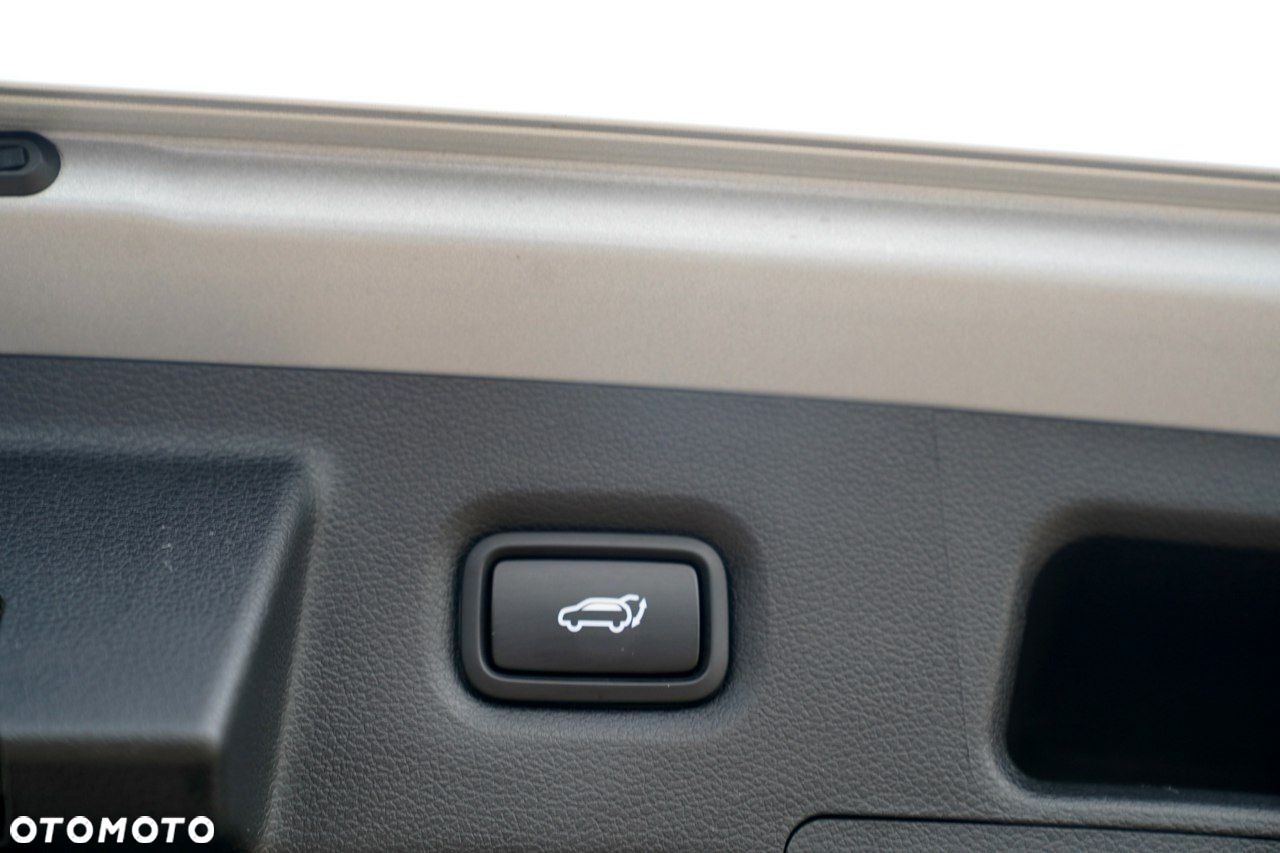 Hyundai Santa Fe - 20