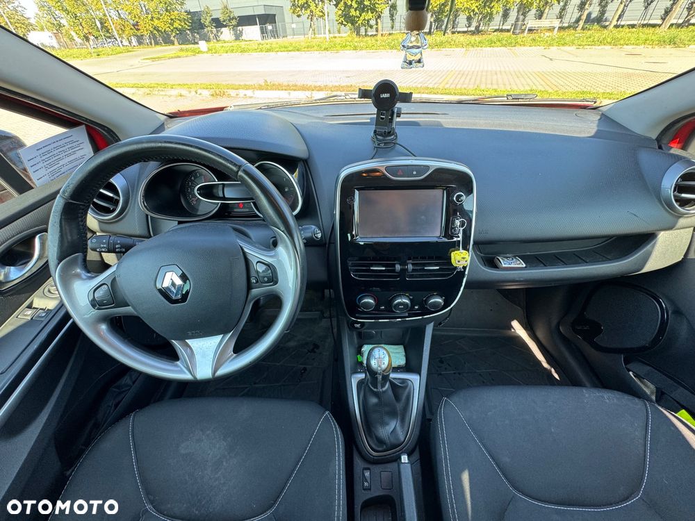 Renault Clio 1.2 16V Limited - 17