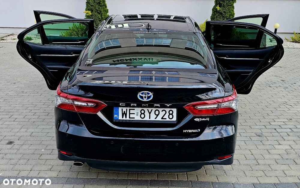 Toyota Camry 2.5 Hybrid Executive CVT - 10