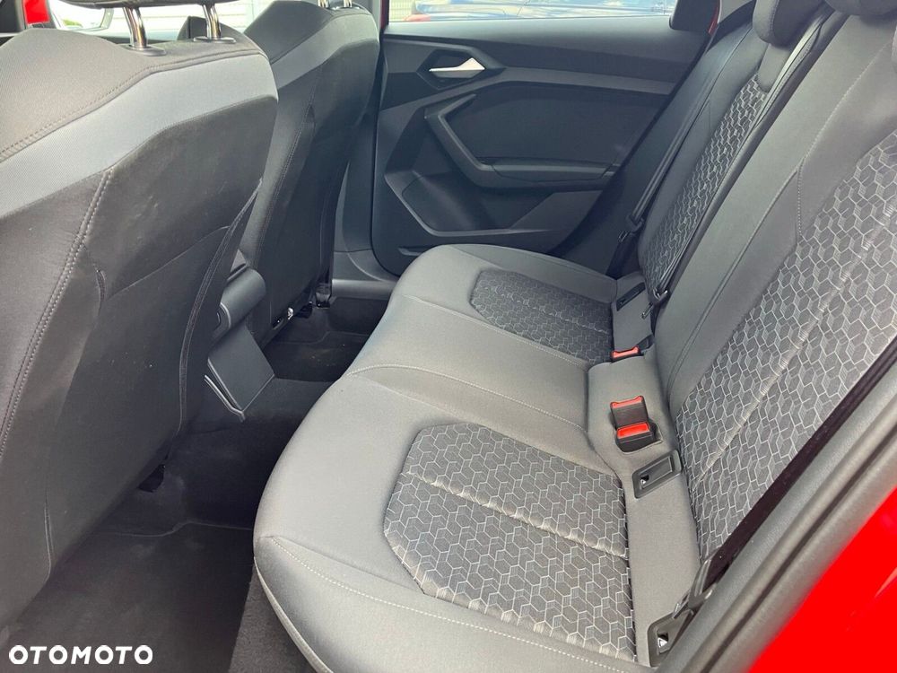 Audi A1 Sportback 35 TFSI Advanced S tronic - 13