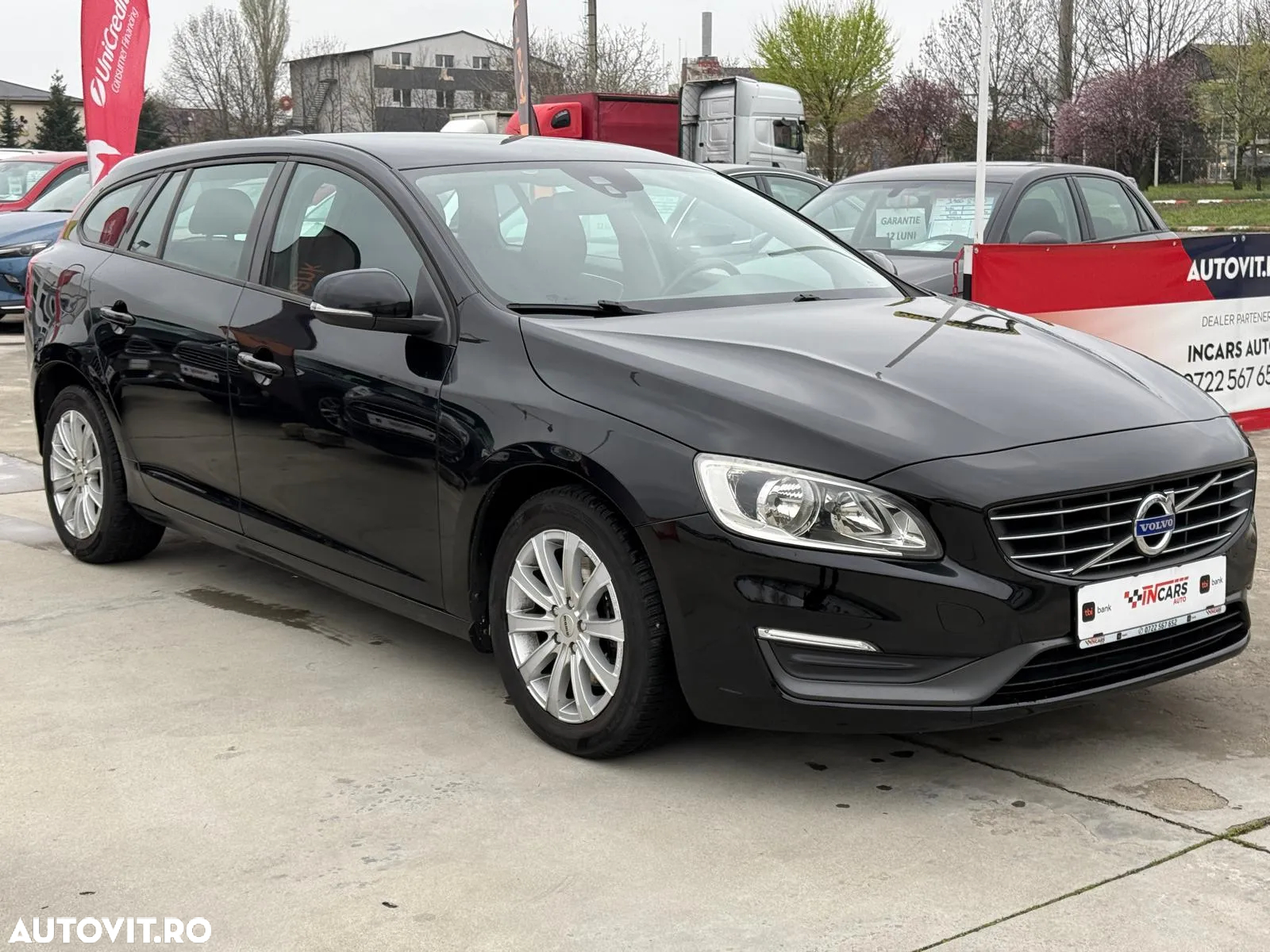 Volvo V60 D3 Geartronic Kinetic - 2