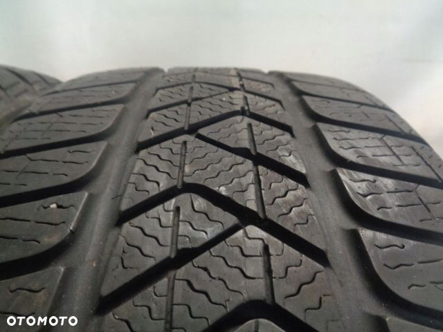 PIRELLI WINTER SOTTOZERO 3 225/45R18 95V XL - 5