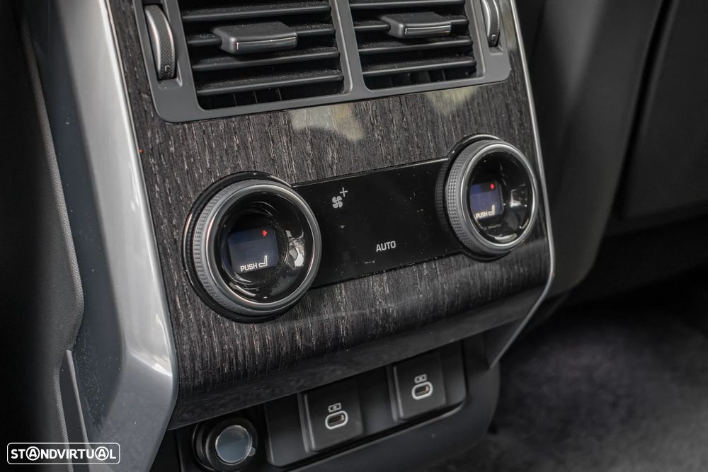 Land Rover Range Rover Sport D350 Autobiography - 46