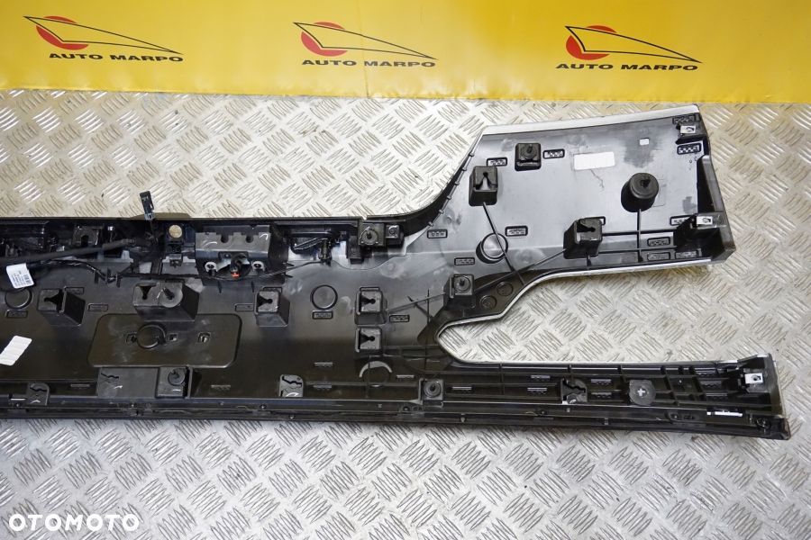 JEEP GRAND CHEROKEE 2021 2022 2023 Blenda Klapy Bagażnika Tył USA - 11