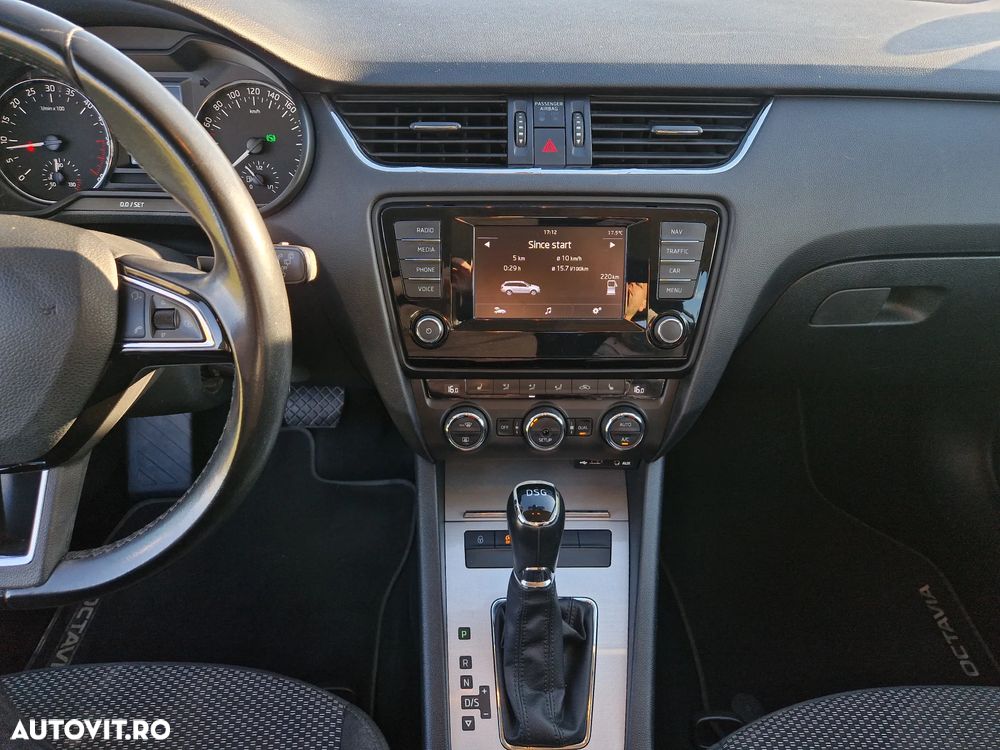Skoda Octavia 2.0 TDI AMBITION DSG - 10