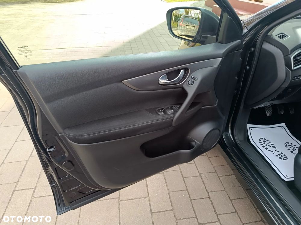 Nissan Qashqai 1.6 dCi DPF Start/Stop tekna - 24