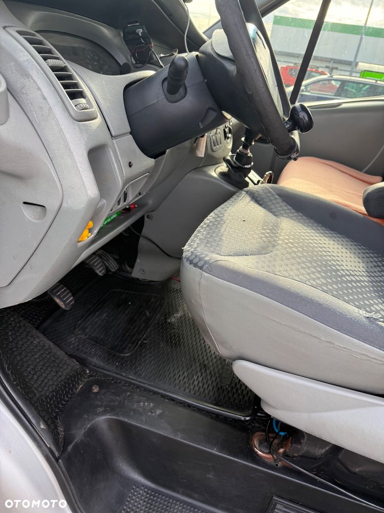 Renault Trafic L1H1 Passenger Lux - 15