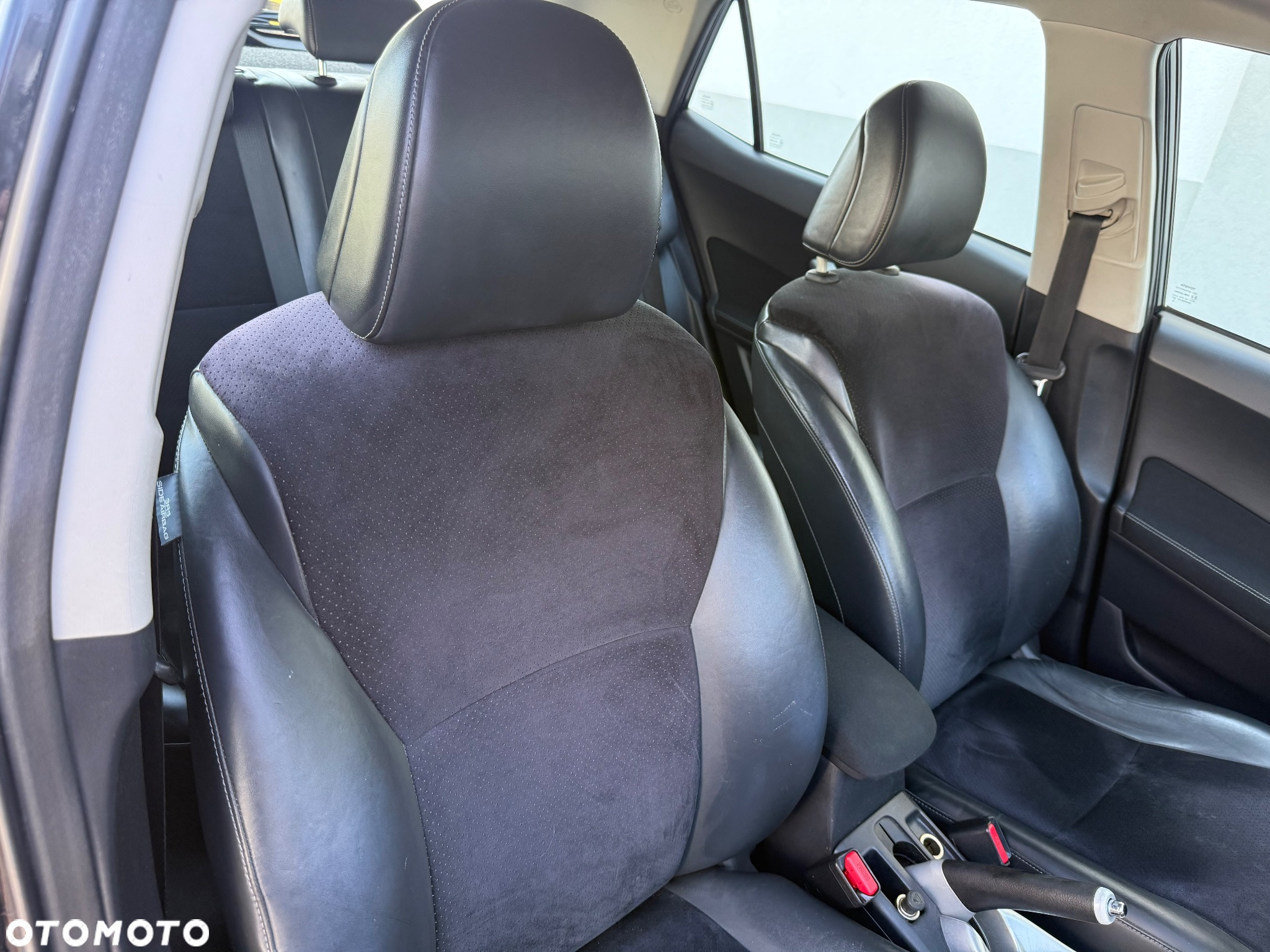 Toyota Auris 1.8 HSD Prestige - 13