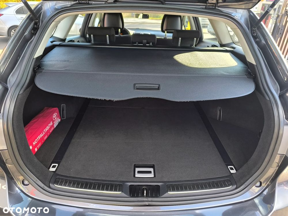 Toyota Avensis 1.8 Life - 18