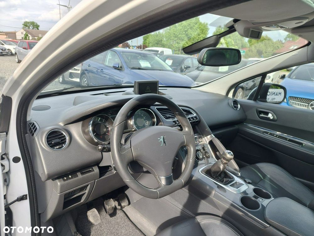 Peugeot 3008 HDi FAP 150 Family - 16