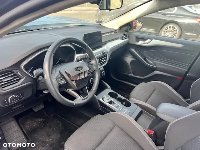 Ford Focus 1.0 EcoBoost Trend - 12