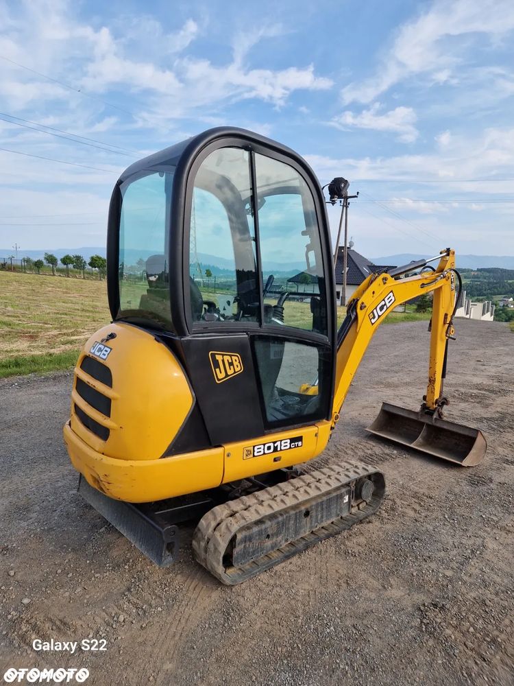 JCB 8018 - 7