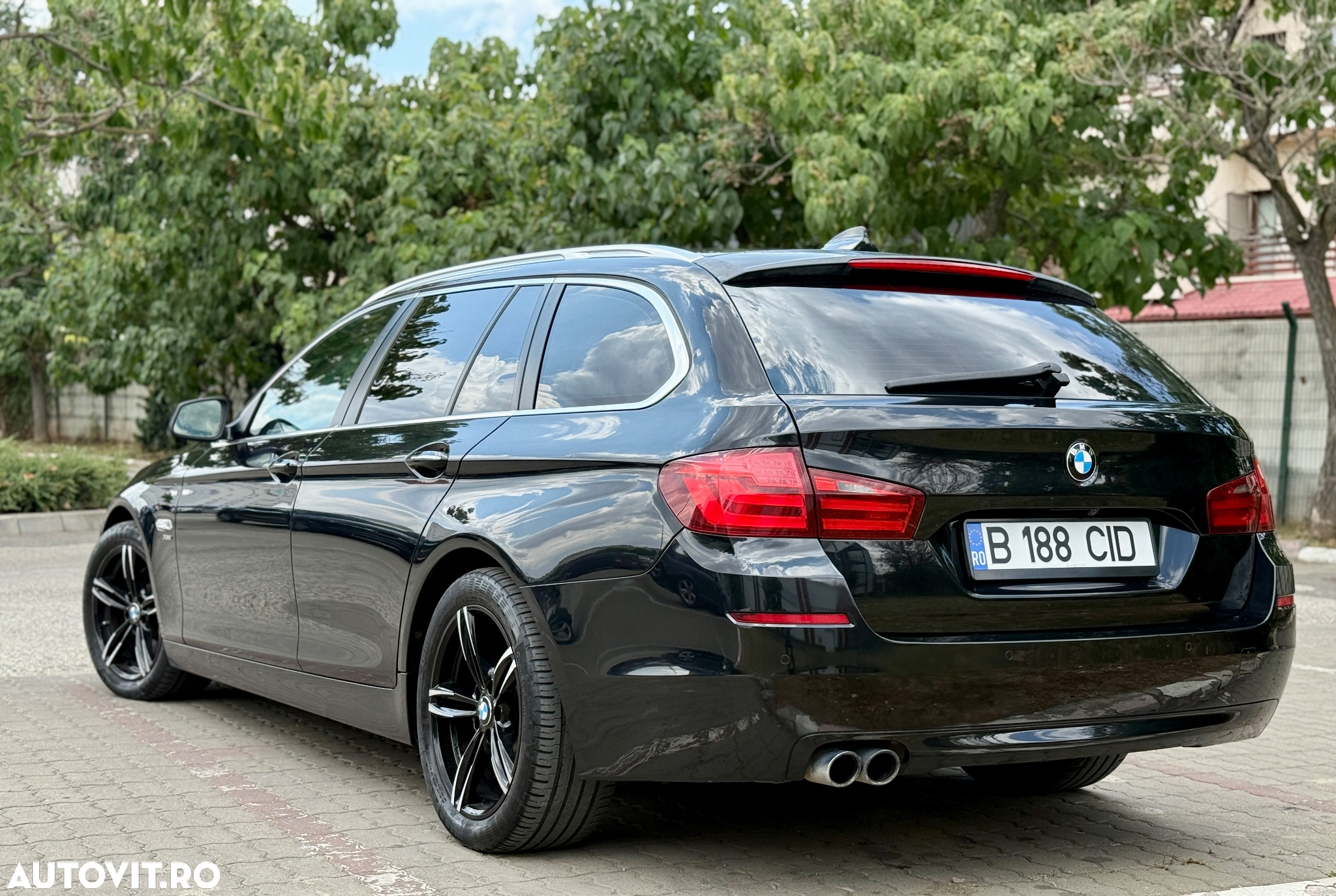 BMW Seria 5 520d xDrive Touring Aut. - 6