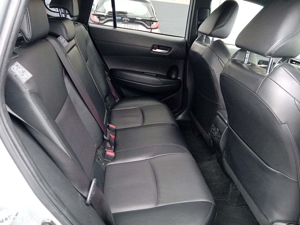 Toyota Corolla Cross - 11