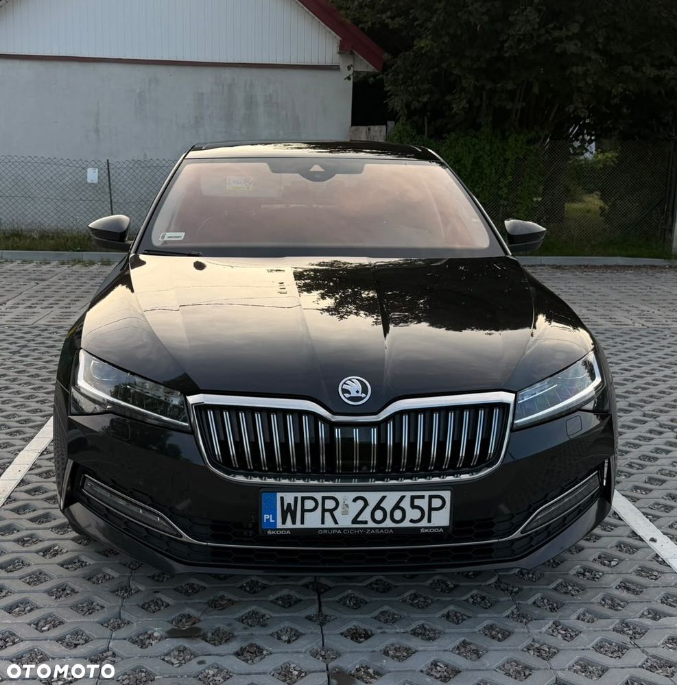 Skoda Superb 2.0 TDI SCR 4x4 L&K DSG - 3