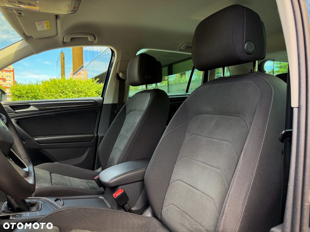 Volkswagen Tiguan 1.5 TSI EVO Elegance DSG - 17