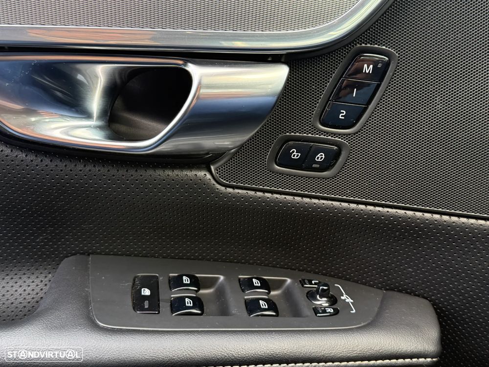 Volvo V90 2.0 B4 R-Design Geartronic - 26