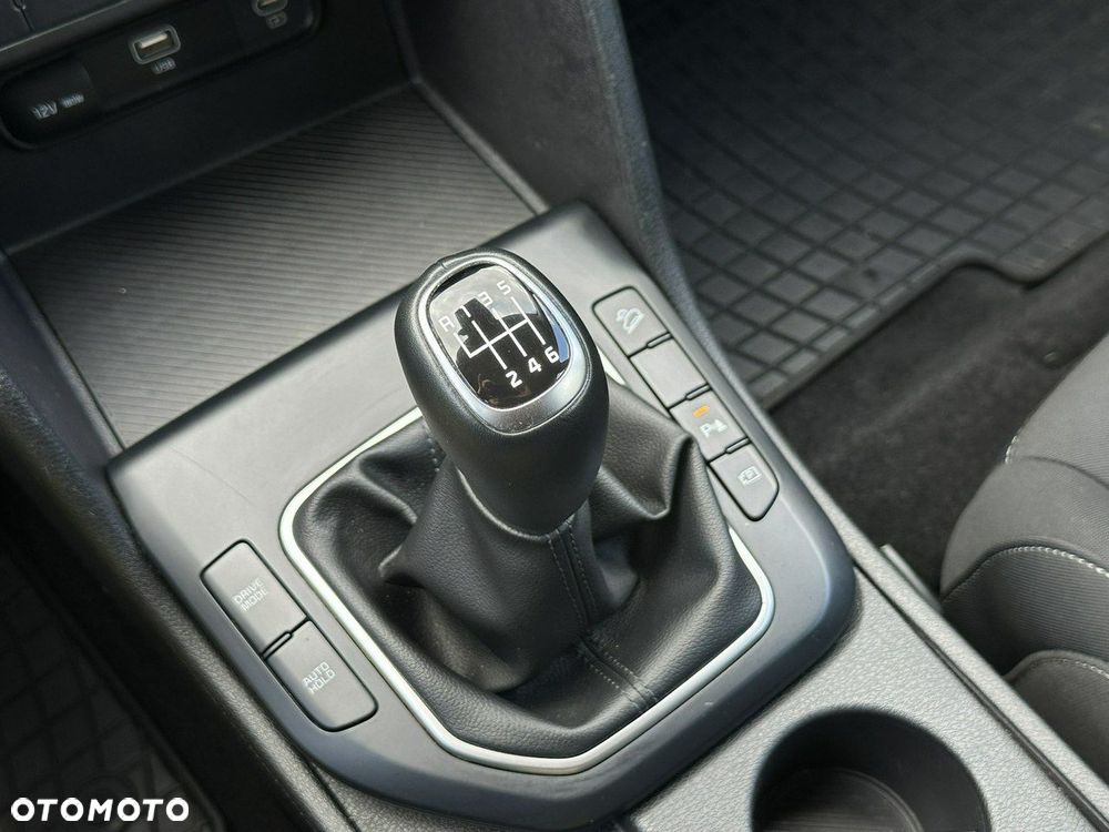 Kia Sportage 1.6 T-GDI M 2WD - 26