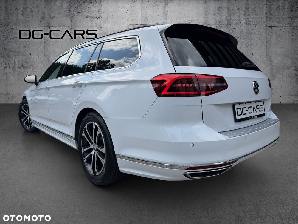 Volkswagen Passat - 4