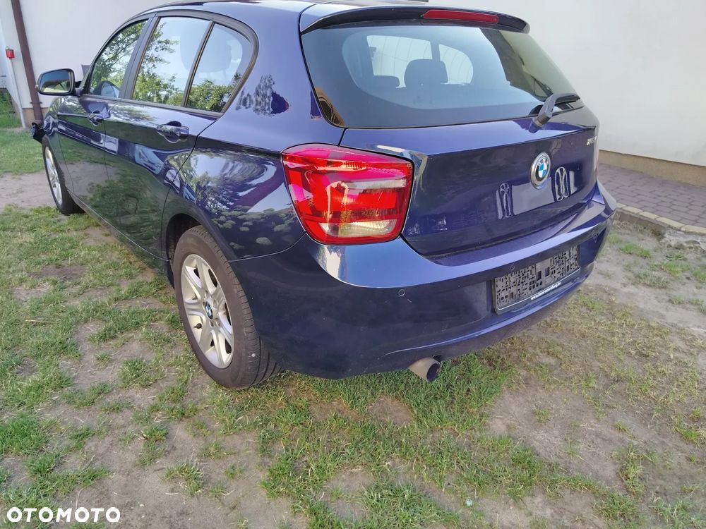 BMW Seria 1 116i - 17