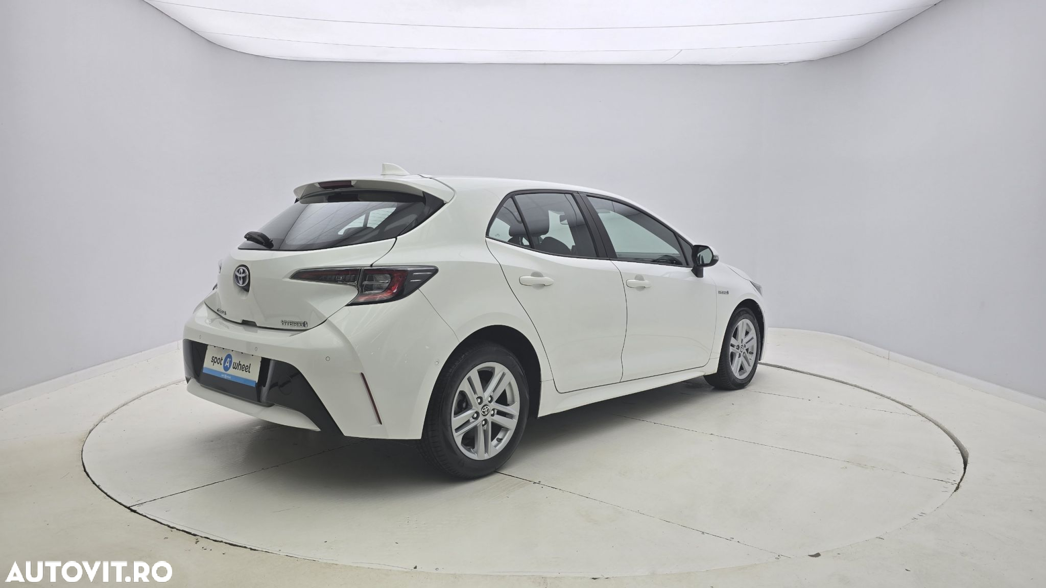 Toyota Corolla 1.8 HSD Dynamic - 6
