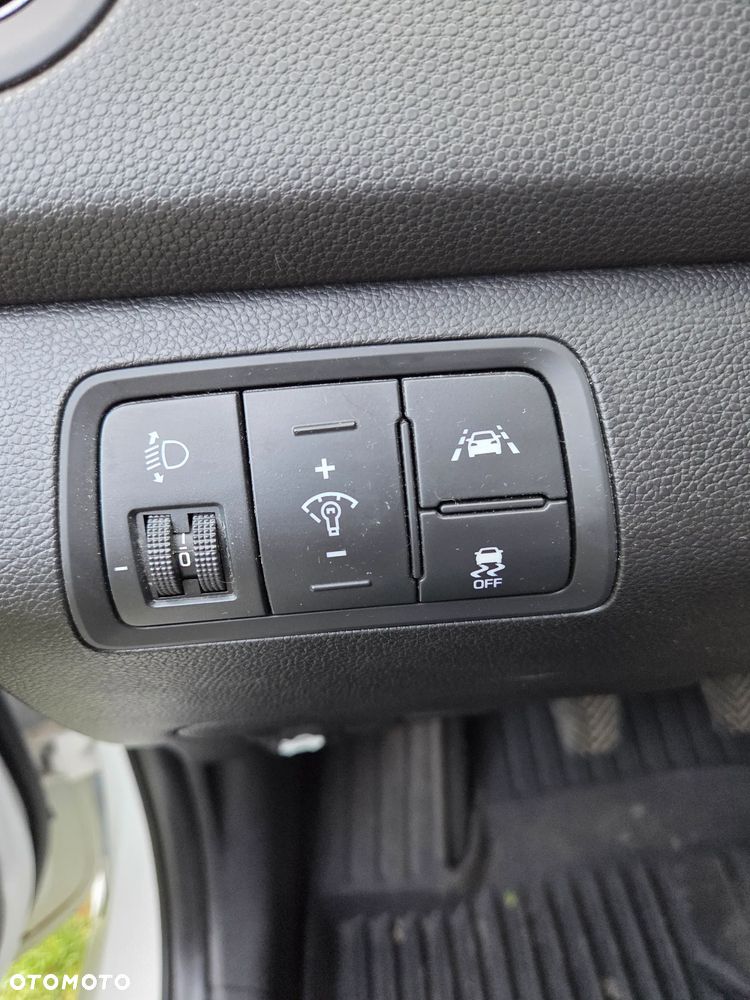 Hyundai i20 1.2 Intro Edition - 33