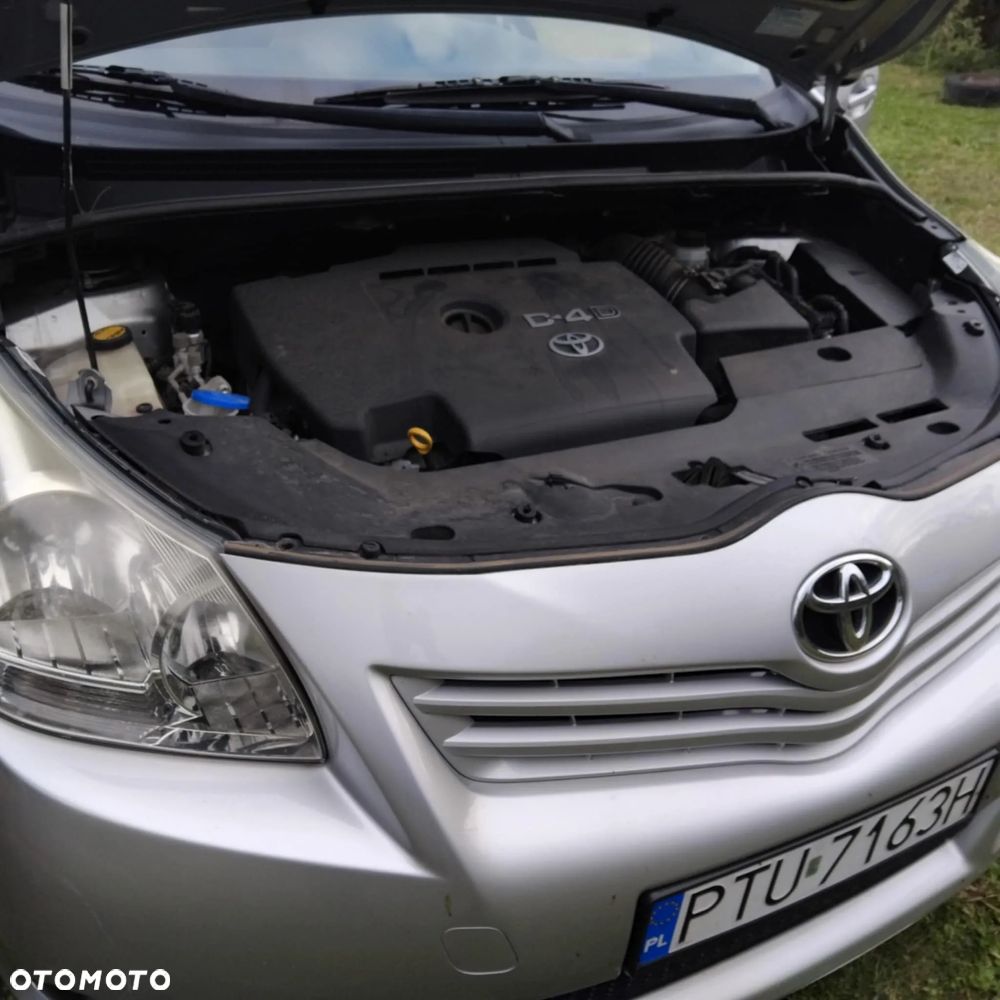 Toyota Verso 2.0 D-4D - 10