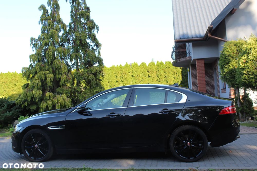 Jaguar XE 20d R-Sport - 7