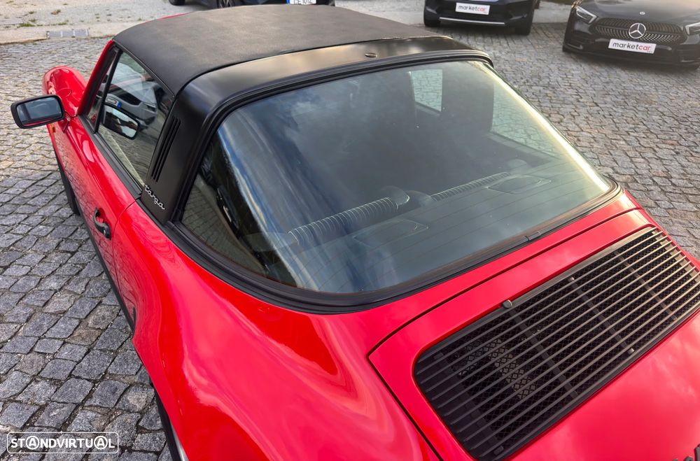 Porsche 911 Série G Carrera Coupé 3.2 - 21