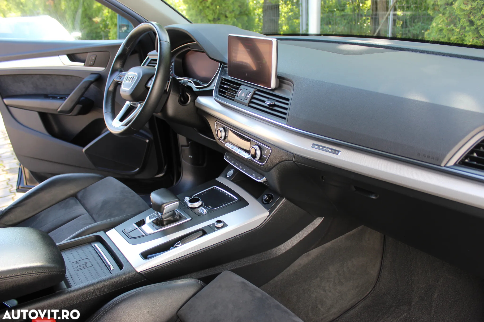 Audi Q5 50 TFSI e quattro S tronic sport - 37