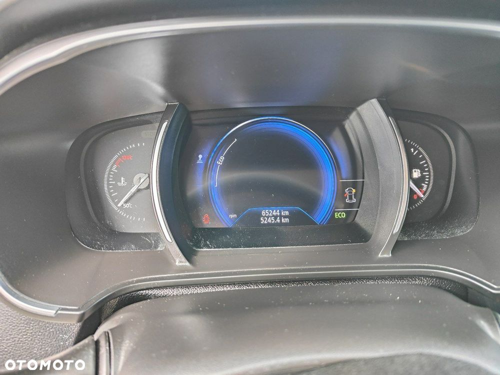Renault Megane ENERGY TCe 130 LIMITED - 9