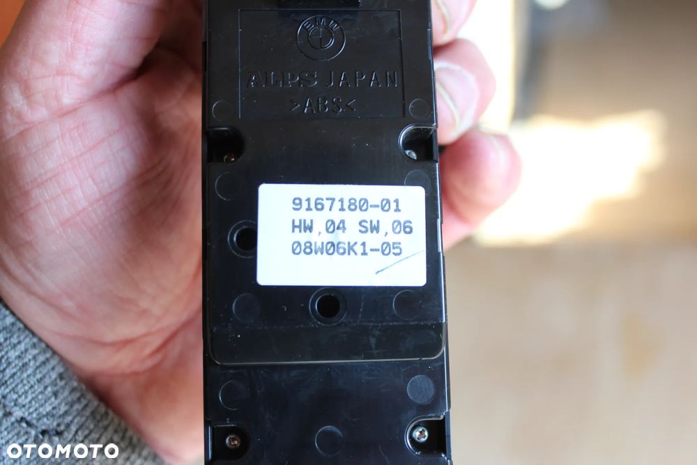 PANEL PRZEŁĄCZNIK OTWIERANIA SZYB BMW 1 CABRIO E88 9167180 2008 - 4