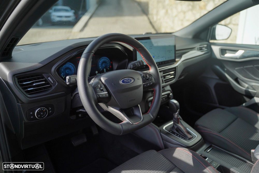 Ford Focus SW 1.0 EcoBoost MHEV ST-Line X Aut. - 29