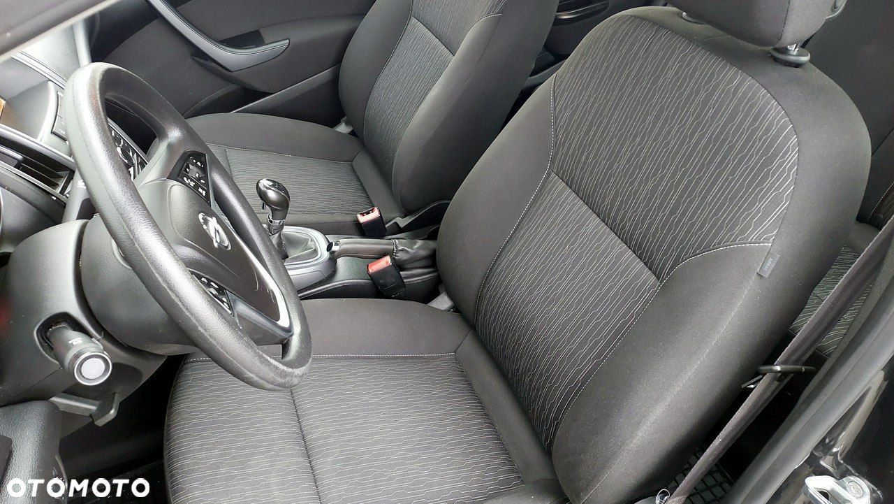 Opel Astra - 21