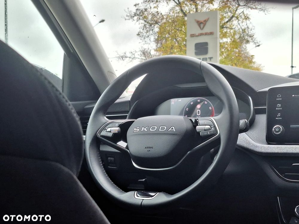 Skoda Scala 1.5 TSI Drive DSG - 22