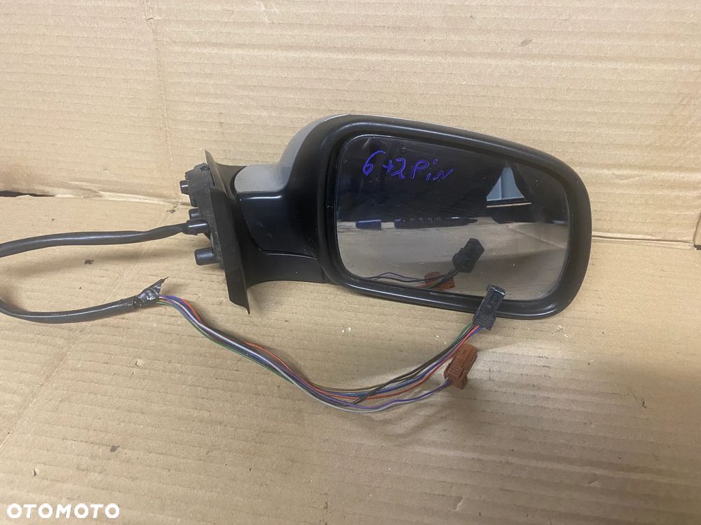 LUSTERKO PRAWE 8PIN PEUGEOT 307 96577215XT06 - 1
