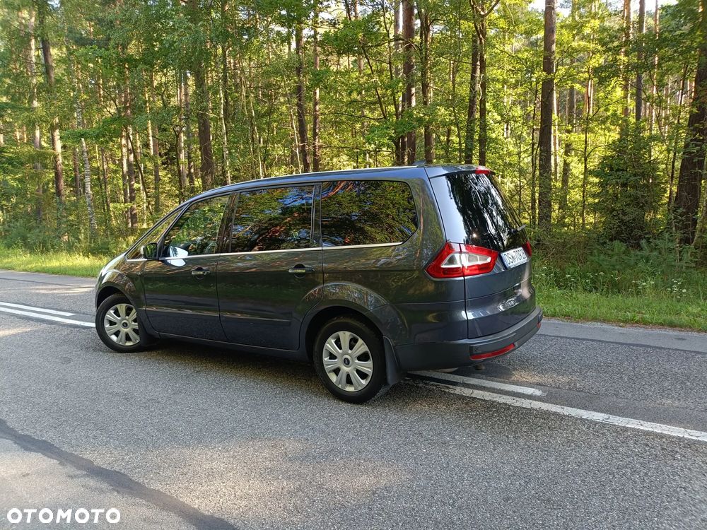 Ford Galaxy 2.0 TDCi Ghia - 31