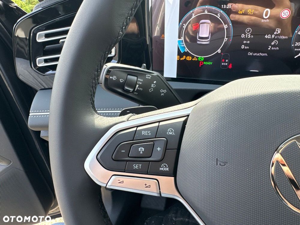 Volkswagen Tiguan - 29