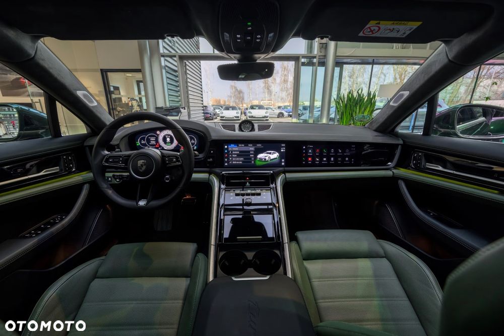 Porsche Panamera Turbo E-Hybrid PHEV - 7