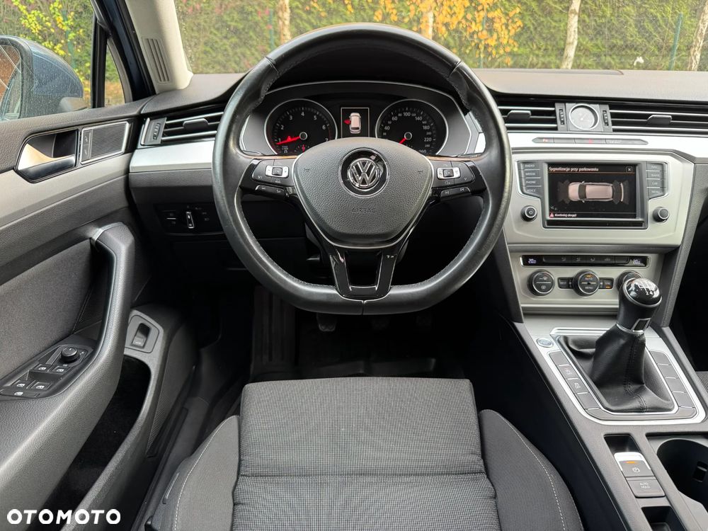 Volkswagen Passat 1.8 TSI BMT Comfortline - 22