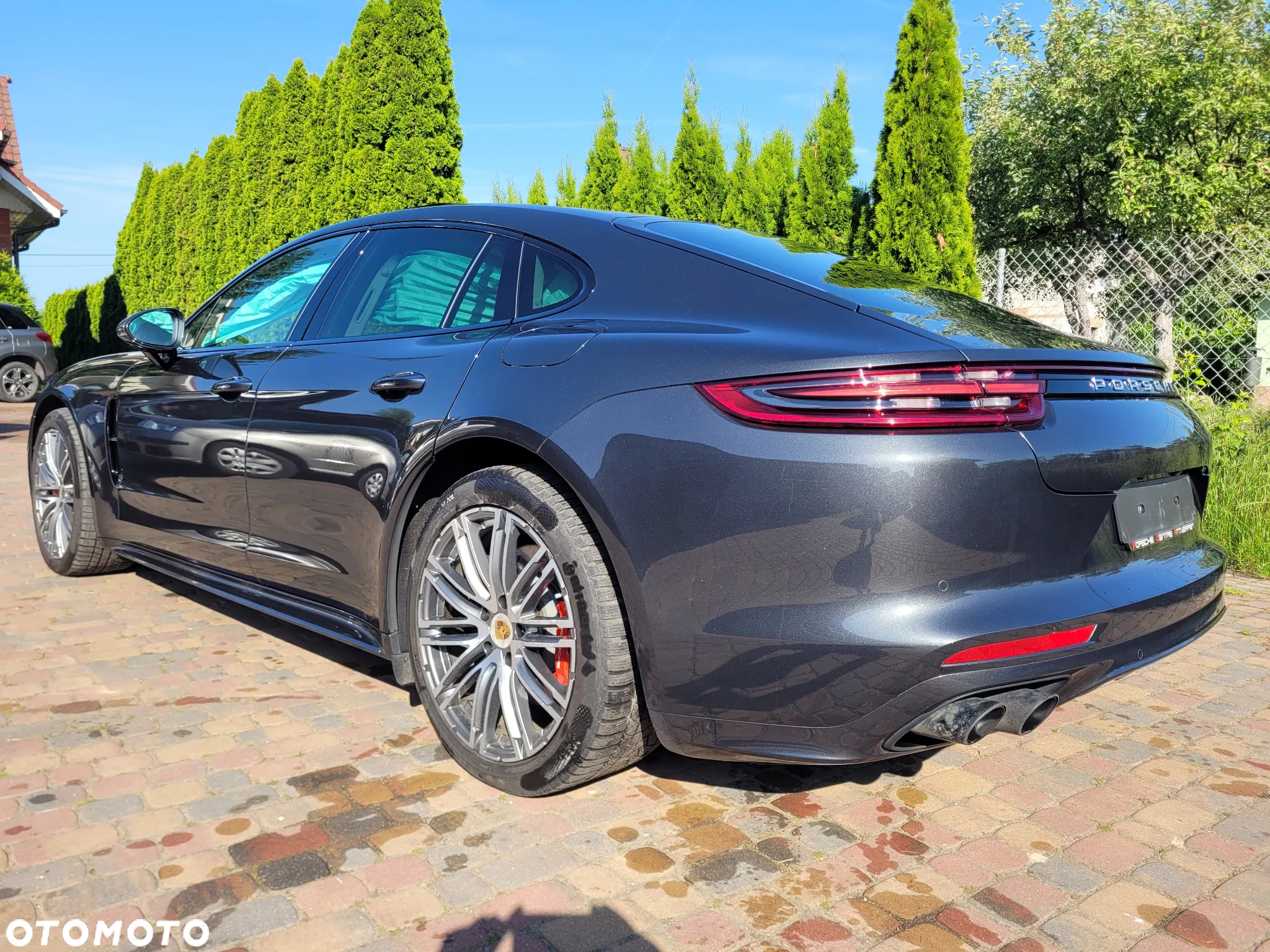 Porsche Panamera 4 E-Hybrid - 2