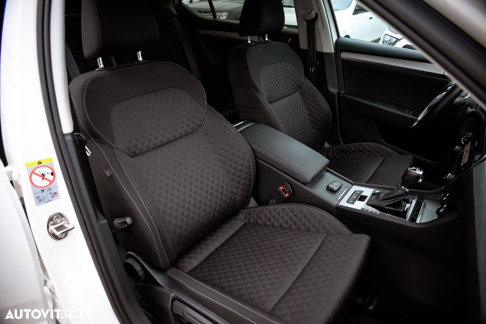 Skoda Superb 2.0 TDI DSG Style - 21