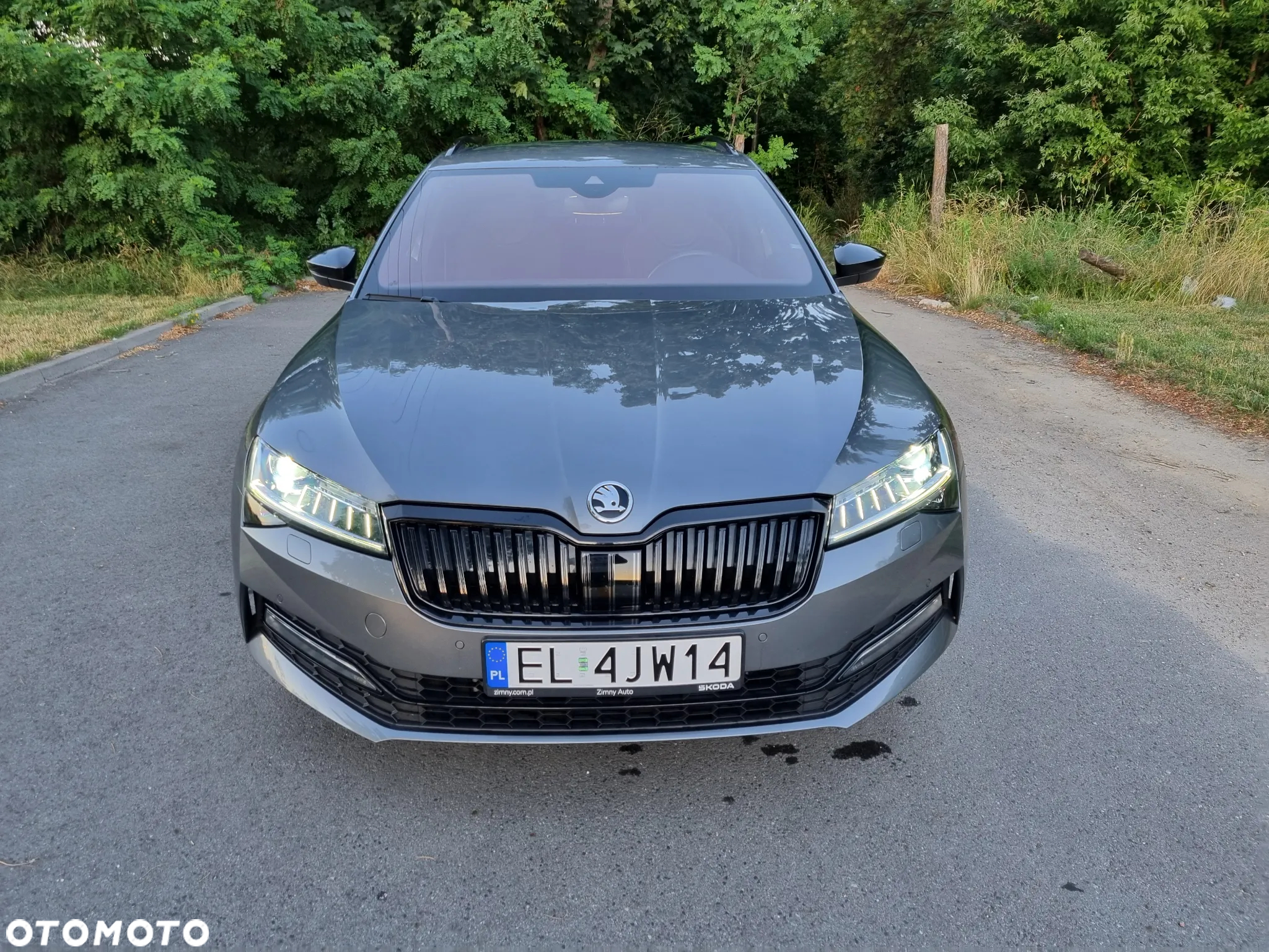 Skoda Superb 2.0 TSI Sportline DSG - 4