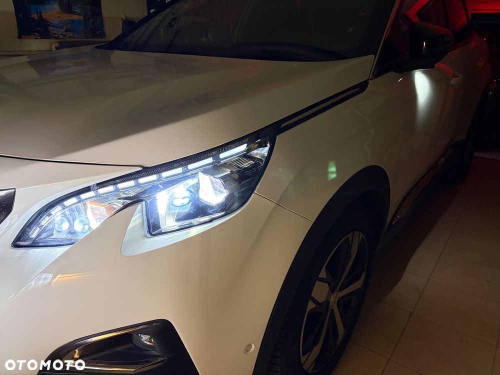Peugeot 3008 1.2 PureTech Allure S&S EAT6 - 20