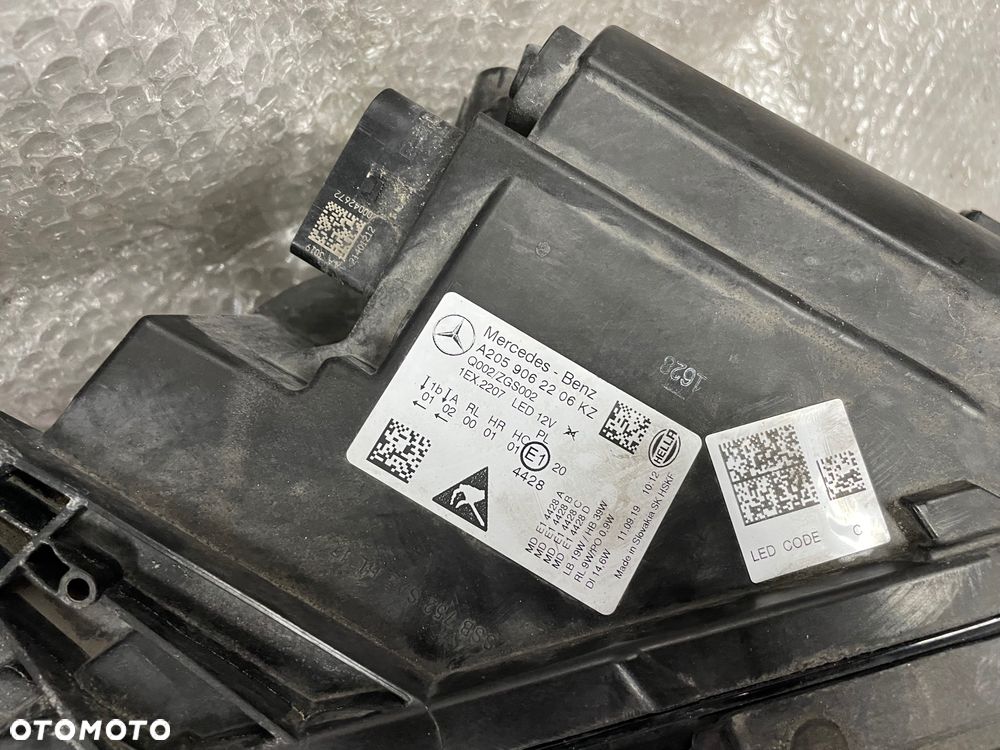 LAMPA PRZÓD PRAWA FULL LED HIGH PERFORMANCE LED MERCEDES BENZ C-KLASA W205 C205 A2059062206 KZ - 12