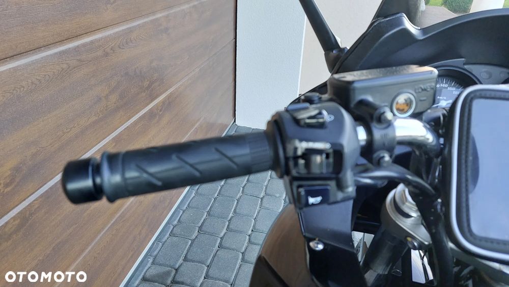 Honda CBF - 16