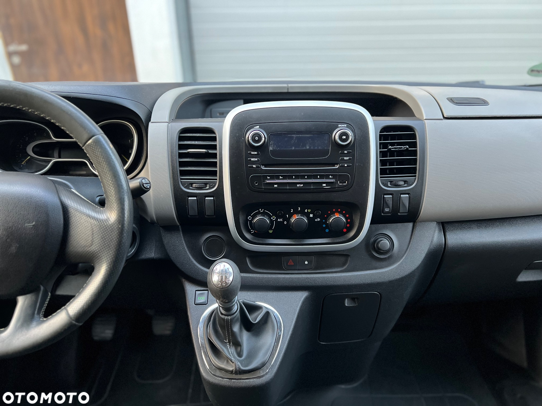 Renault Trafic 1.6 dCi 115 Grand Combi L2H1 Expression - 24