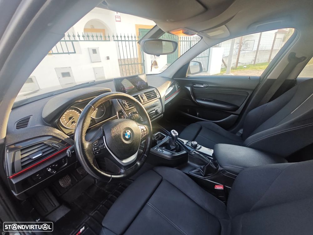 BMW 120 d Sport Line - 9