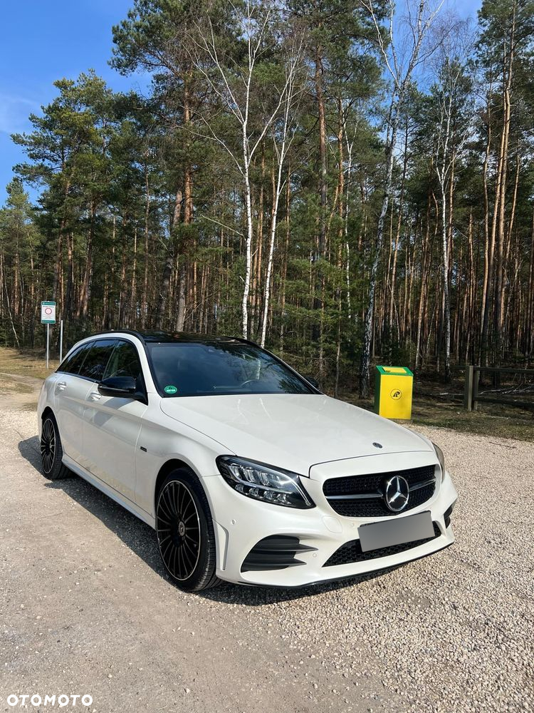 Mercedes-Benz Klasa C 300 e T 9G-TRONIC AMG Line - 2