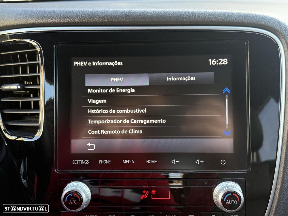 Mitsubishi Outlander 2.4 Intense - 28